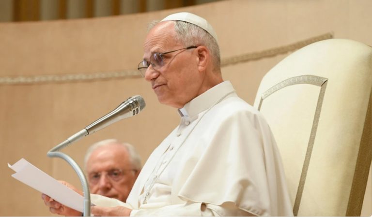 León XIV llama a frenar la guerra antes de que se convierte en una «vorágine irreparable»