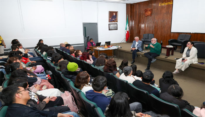 Benito Taibo comparte el poder transformador de la lectura en la UAEMéx
