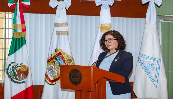 Las mujeres universitarias contribuyen a la vida institucional de la UAEMéx: Patricia Zarza