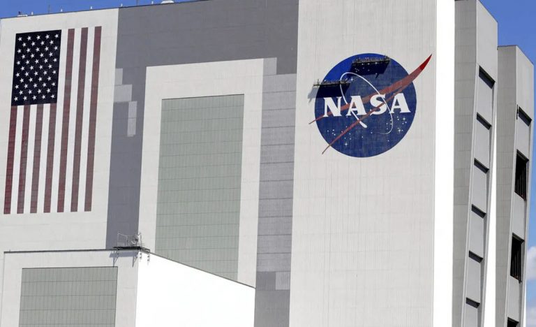 Estados Unidos va a despedir a casi 4.000 trabajadores de la NASA