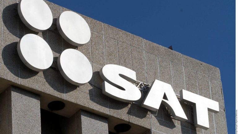 SAT congelará y vaciará cuentas bancarias a evasores fiscales.