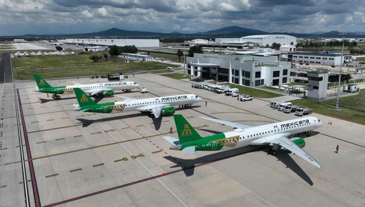 Sheinbaum celebra llegada al AIFA de tercer avión para Mexicana