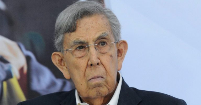 Sacar “dinero sucio” de elecciones, pide Cuauhtémoc Cárdenas