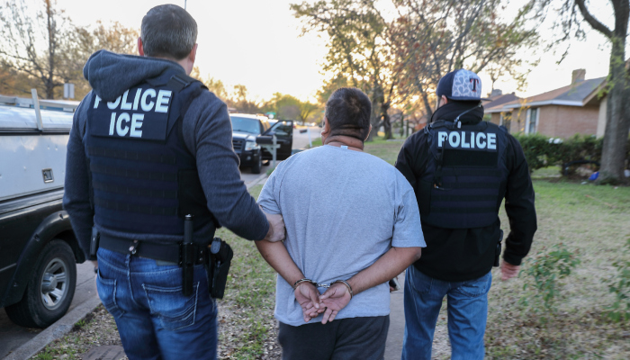 Una quinta parte de fallecidos bajo custodia de ICE, mexicanos: WSJ