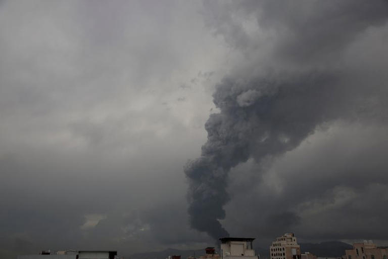 Israel ataca capital yemení, Saná