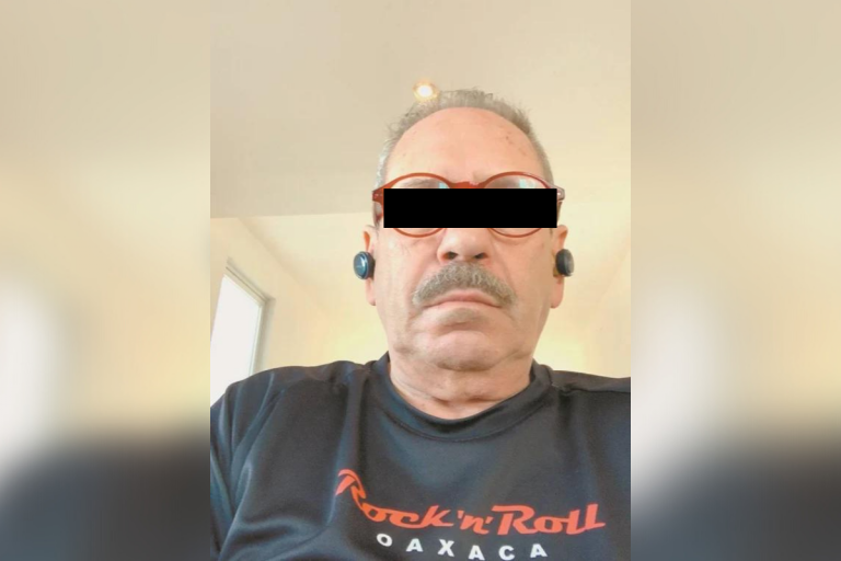 Tribunal ordena mantener congeladas cuentas bancarias de René Gavira