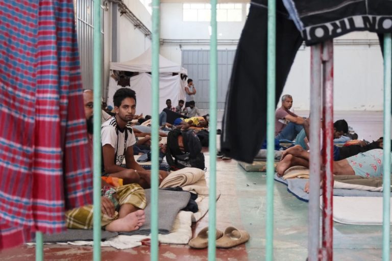 ACNUR acusa a gobiernos de EEUU y Europa de socavar ayuda a refugiados