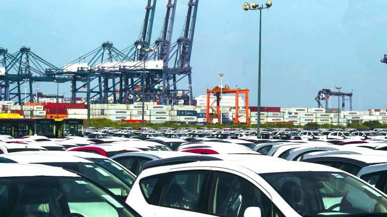 México plantea arancel a autos chinos; Pekín rechaza la medida y advierte afectaciones