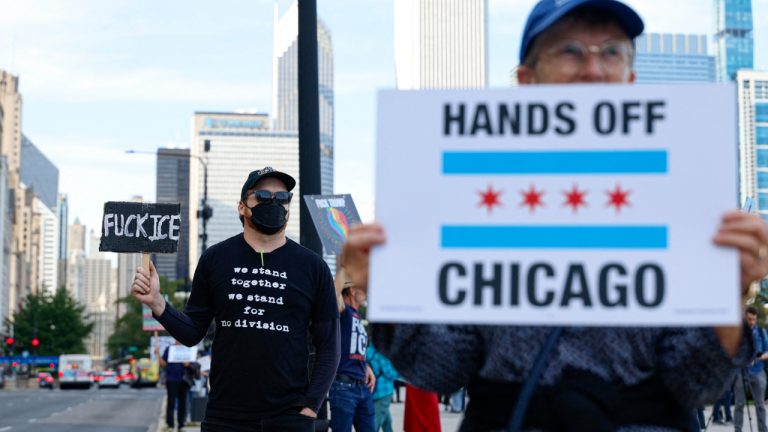«Es aterrador», el entorno en Chicago para latinos por redadas