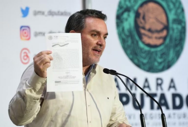 Federico Döring denuncia ante FGR a «Andy», López Beltrán y 7 morenistas más