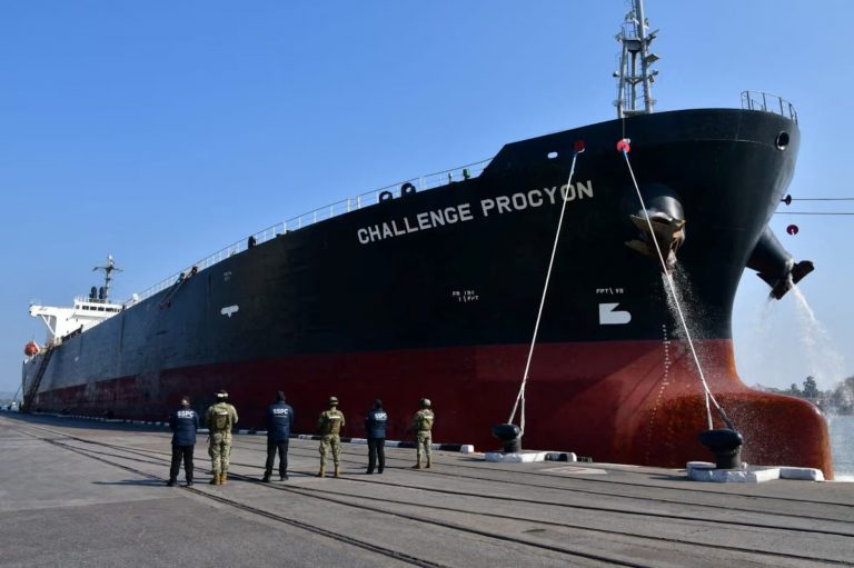 18 mil millones de litros de huachicol entraron a México en 2024, calculan