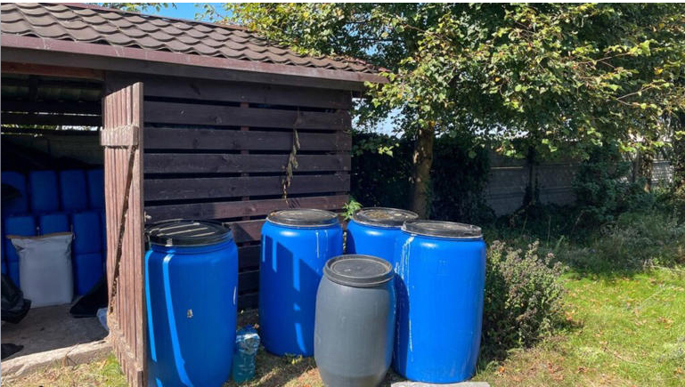 Polonia desmantela narcolaboratorio de cártel mexicano; decomisan precursores, hay 3 detenidos