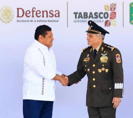 Relevan al comandante de la 30 Zona Militar en Villahermosa