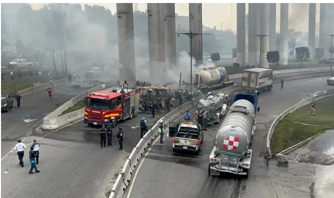 Sube a 31 el número de muertos por la explosión de la pipa en Iztapalapa