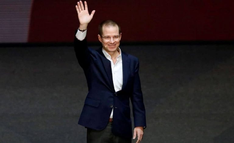 Ricardo Anaya oculta empresas de su esposa en declaración patrimonial