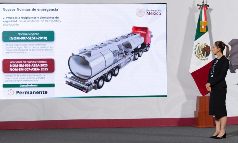 Sheinbaum anuncia normas emergentes, en pipas para rastrear combustible y combatir huachicol