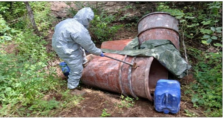 Aseguran sustancias para la elaboración de metanfetamina en Sinaloa y Durango