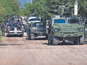 Decomisan granadas, armas, cargadores y explosivos crimen organizado