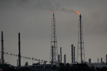 Huachicol fiscal supera los 20 mmdd al año, un tercio del mercado interno