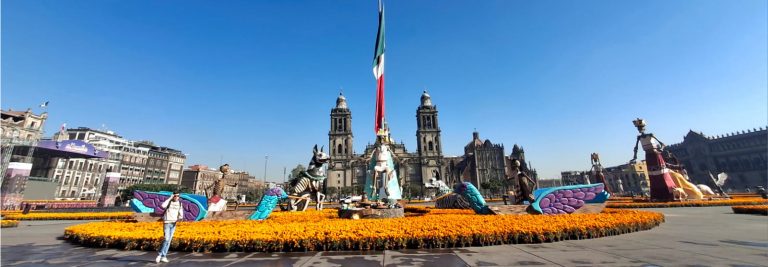 Ofrenda Monumental de Día de Muertos, en la Plaza de la Constitución