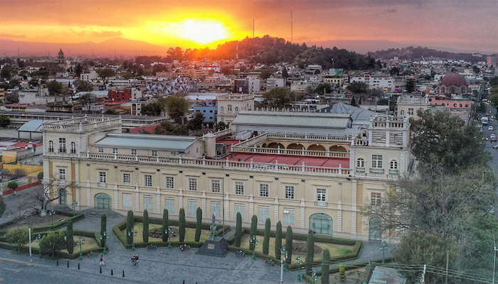 Lanza UAEMéx consulta sobre edificio Central de Rectoría