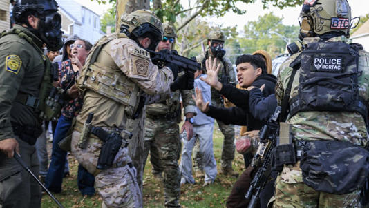 Han muerto 10 mexicanos en custodia de ICE y en operativos migratorios