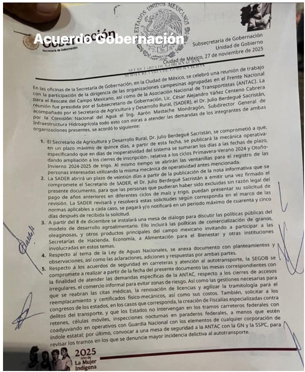 Inicia el repliegue de agricultores y transportistas tras 4 días de bloqueos