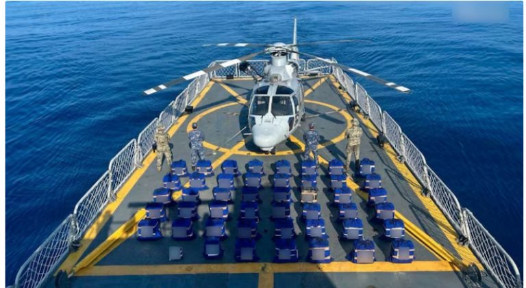 Marina asegura 2.5 toneladas de cocaína, en costas de Michoacán