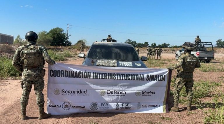 Asegura Marina vehículos, armas y droga en operativos en Sinaloa