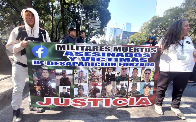 Familiares de militares asesinados y victimas de desaparición forzada, exigen justicia