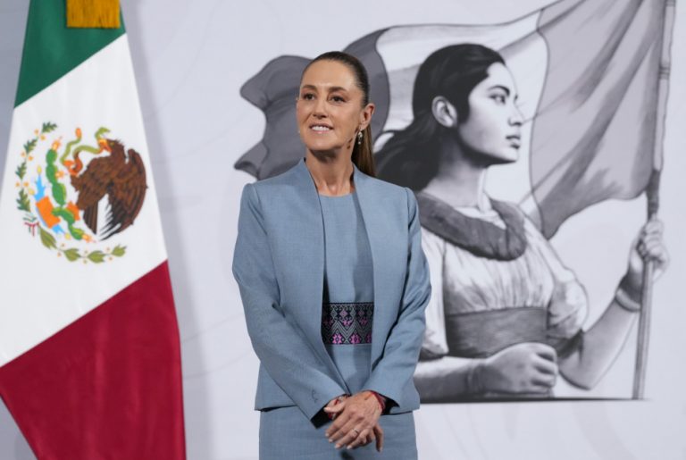 Sheinbaum autoriza aumento de 4% a militares pensionados, para evitar marcha