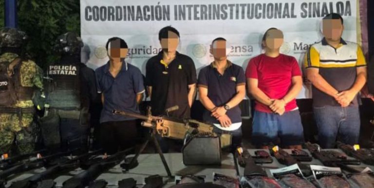 Decomisan arsenal y explosivos durante operativo en Culiacán: hay cinco detenidos y un abatido
