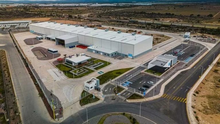 EU pide revisar denegación de derechos de trabajadores en SLP