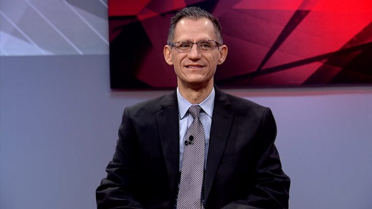 Falta de certeza jurídica provocaría pérdida de inversiones y conflictos comerciales: Kenneth Smith