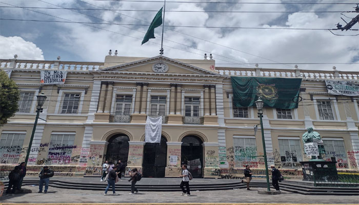 Sindicatos exigen entrega inmediata de Rectoría UAEMéx