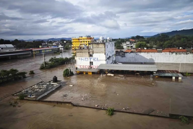La SCJN hará entrega de 40 toneladas de alimentos a damnificados