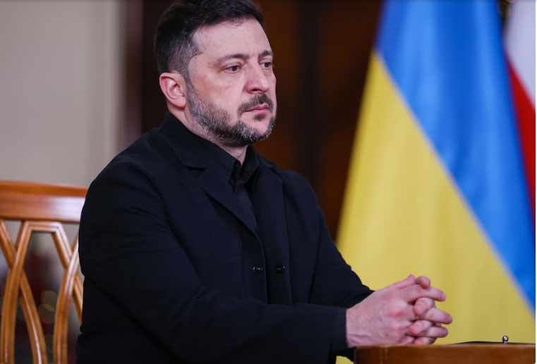 Zelensky acusó a Rusia de lanzar solo “señales negativas” para lograr un acuerdo de paz pese a las reuniones en EEUU