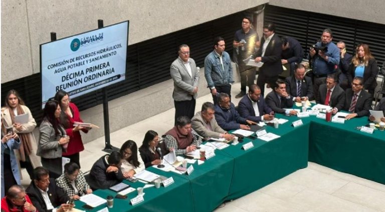 Aprueban en comisión Ley de Aguas; puede subir hoy al pleno