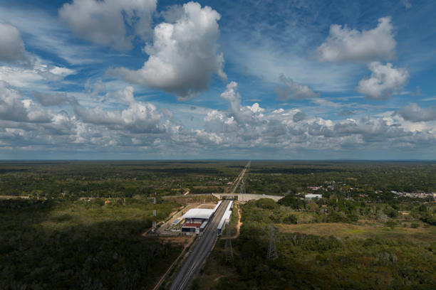 Tren Maya apenas transporta 5% de lo proyectado; baja tarifas a la mitad
