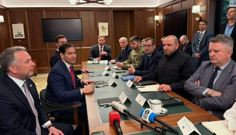 EE. UU. y Ucrania reactivan negociaciones clave para un posible acuerdo de paz