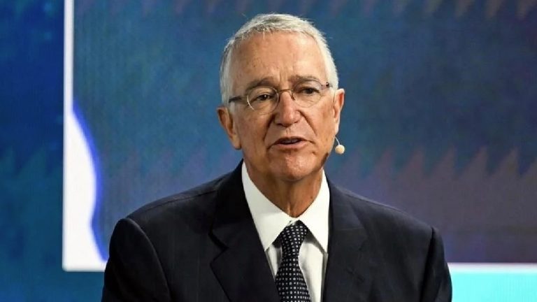 Grupo Salinas deberá pagar adeudo fiscal de 51 mil mdp en enero: SAT