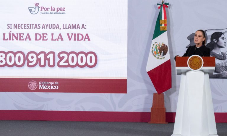 Sheinbaum envía pésame a familiares de las víctimas por caída de avioneta, en Toluca