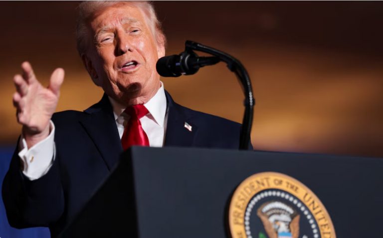 Donald Trump anunció que Estados Unidos confiscó un buque petrolero frente a las costas de Venezuela