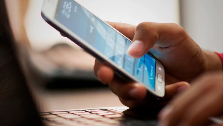 Ante filtración de datos de usuarios, piden suspender registro de celulares