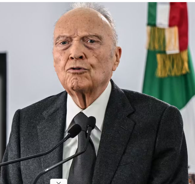 Gertz Manero en San Lázaro para comparecencia; busca ser ratificado como embajador en Reino Unido