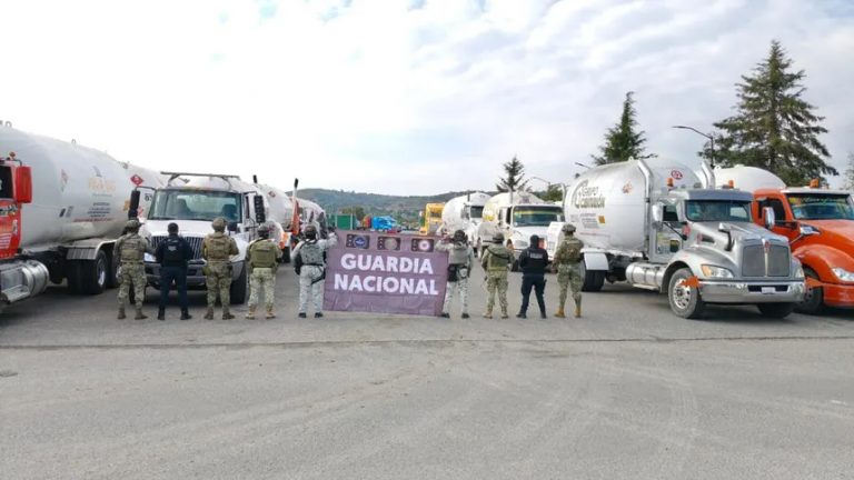 Recuperan Fuerzas Federales 325 mil litros de hidrocarburos robados