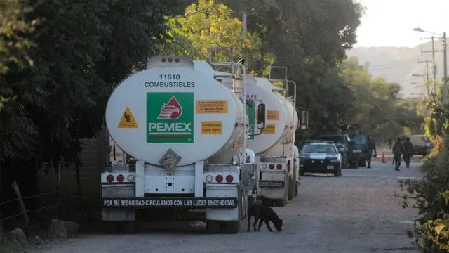 Recuperan Fuerzas Federales 75 mil litros de hidrocarburo robado a PEMEX