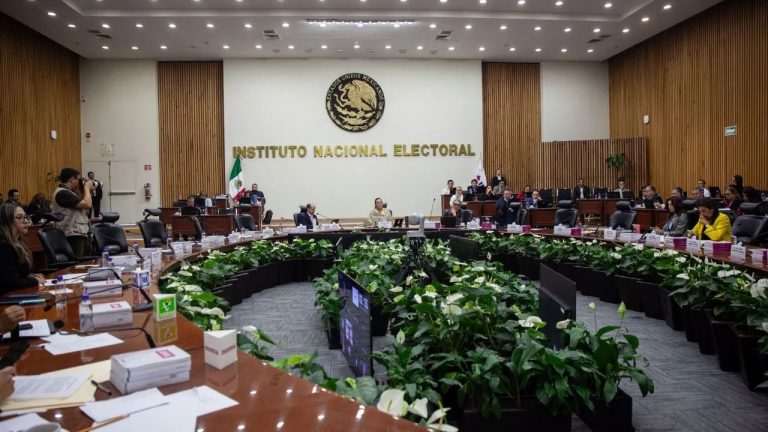 Contrata INE la mensajería más cara por hasta 7.8 mdd