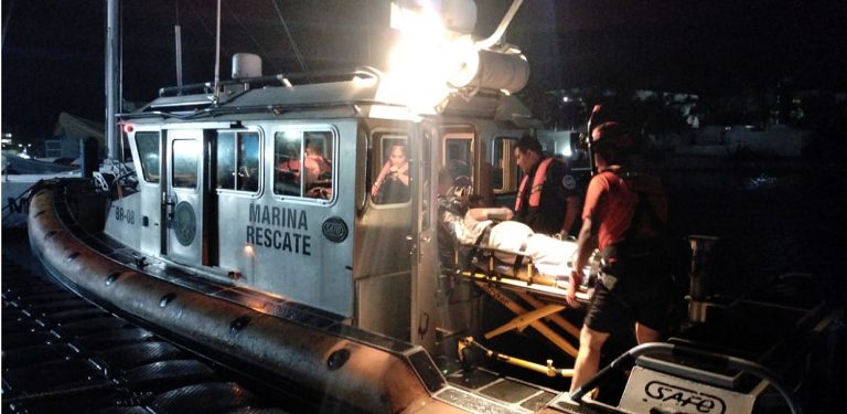 Marina realiza traslado vía marítima en apoyo a hospital de Isla Mujeres, Quintana Roo