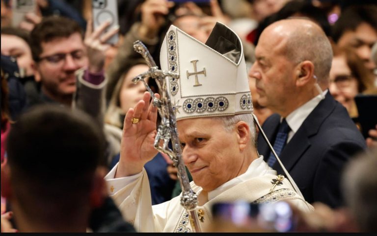 Papa León XIV invita a perdonar y “acoger a todos” este inicio de 2026